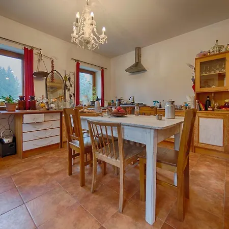 Ziolowy Dworek Habitación en casa particular *